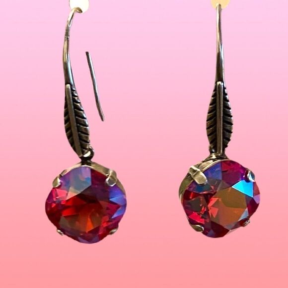 Earrings with red Swarovski crystal Handcrafted - Picture 6 of 6